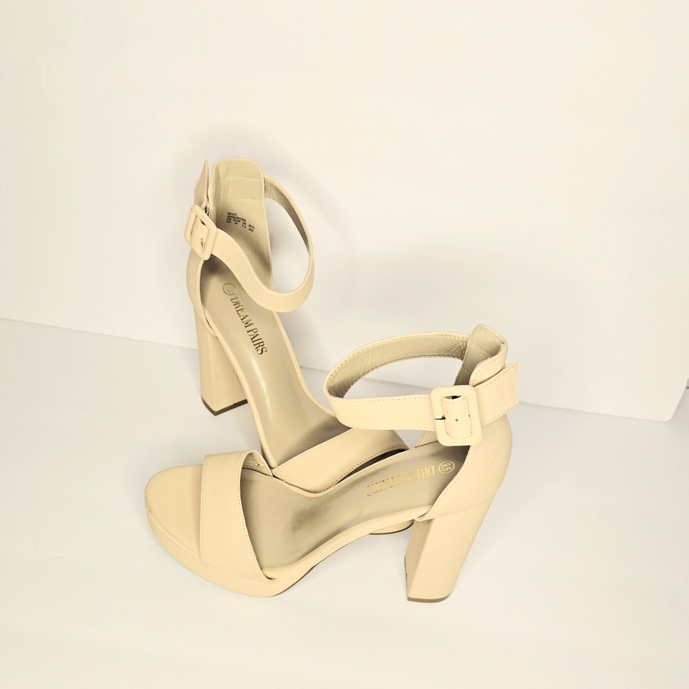 Cream High Heel Platform By Dream Paris Size 9.5